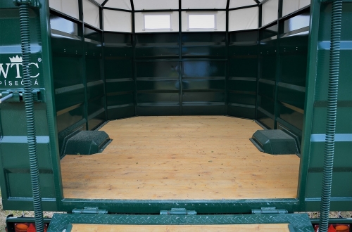 Traktorový přepravník zvířat PARDÁL 3