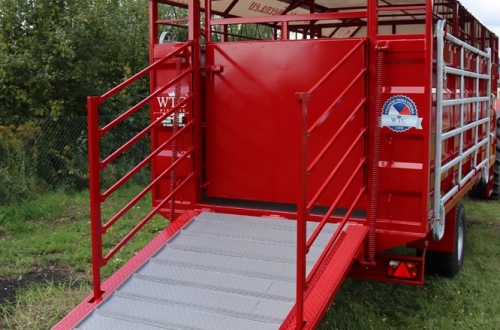 Traktorový přepravník zvířat PARDÁL 5,5